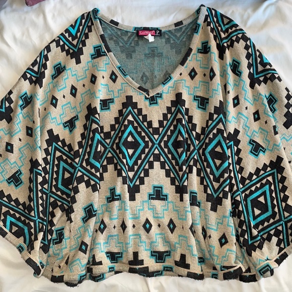 Sweaters - Large Overthrow Boho Shirt